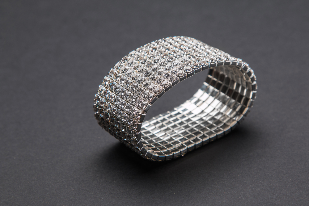 Stylish Diamond Flexible Bracelet in Kandivali – Buy!