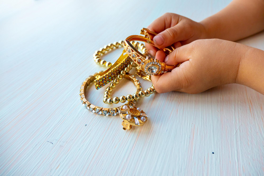 Shop Cute Kids Gold Necklaces That Sparkle!
