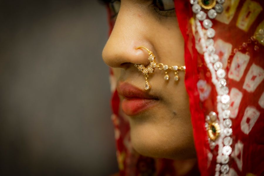 Stunning Bridal Gold Nose Rings in Kandivali!