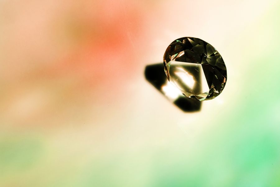 Gold Solitaire Bands: Kosher Jewels Are Stealing Hearts in Kandivali!
