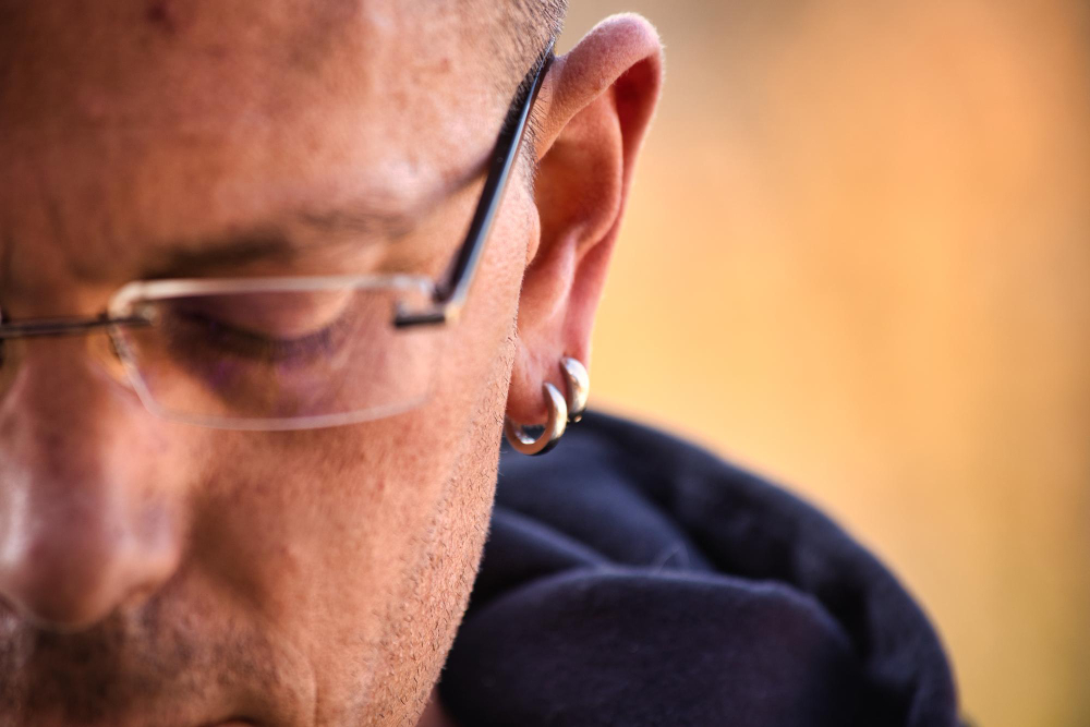 Gold Stud Earrings For Men – A Statement of Style and Elegance