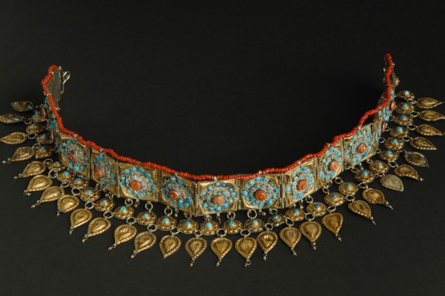 Bridal Matha Patti: Be Trendy in This Wedding Season