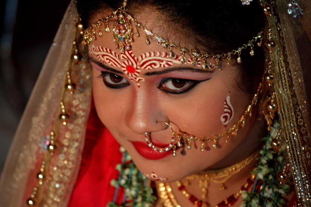 Authentic Bridal Gold Nath : A Symbol of Bridal Grace