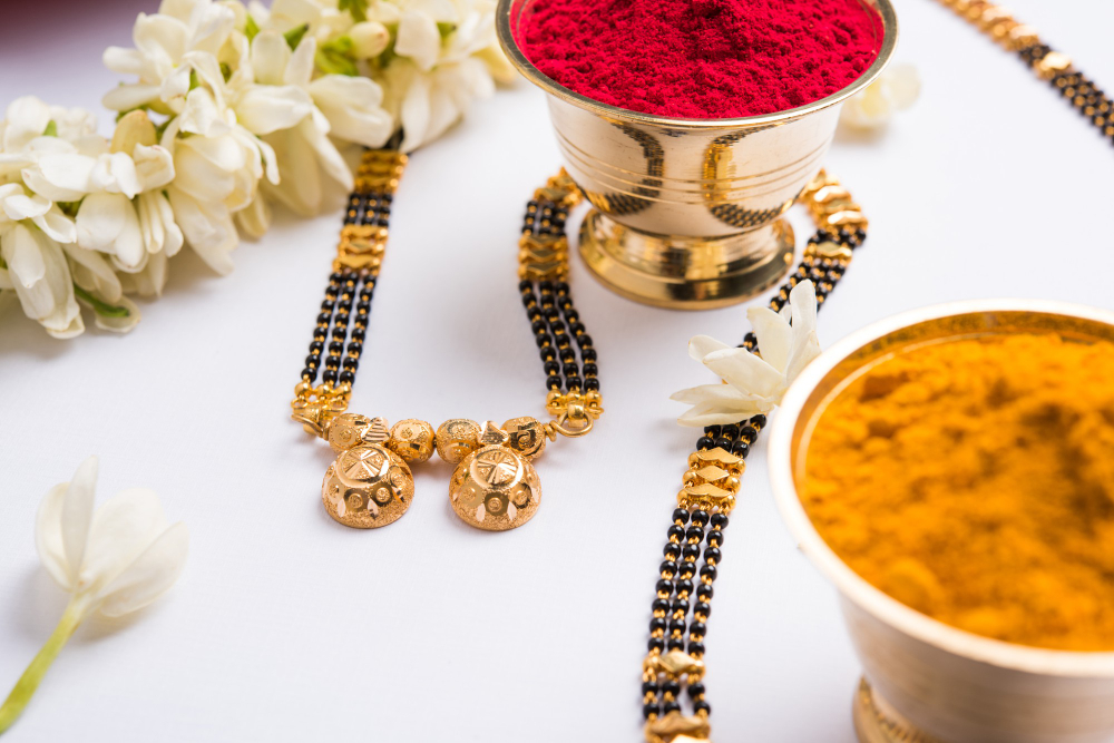 Eternal Vows: Gold Bridal Mangalsutra Design